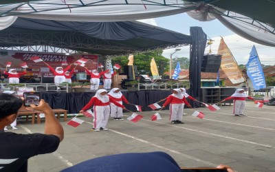 Siswa-Siswi SDN 2 Karangmangu Tampil Memukau di Peringatan HUT ke-80 RI